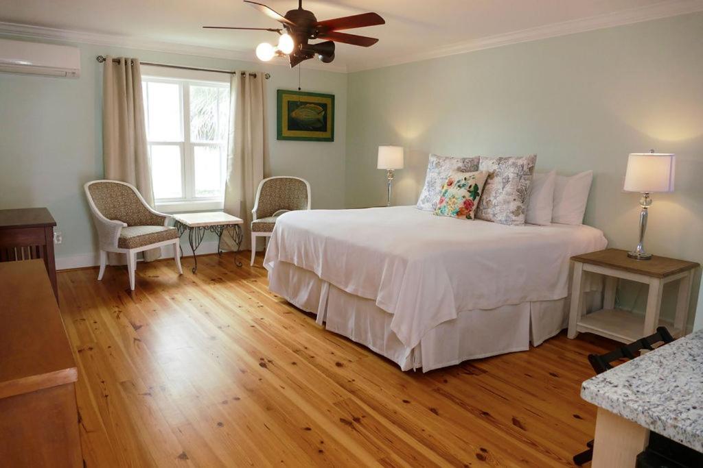 Beachview Inn&Spa Tybee Island Eksteriør billede